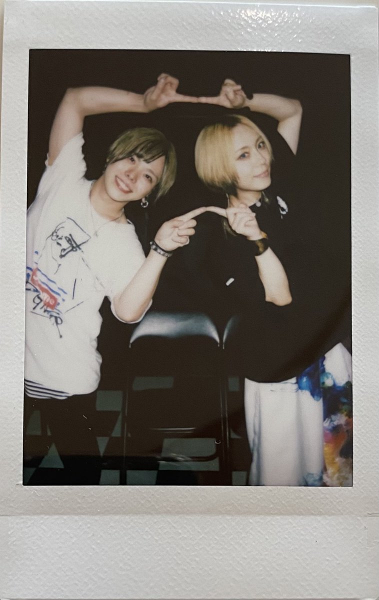 typing_div's tweet photo. 2023.08.10 『DRUM SON』将吾フェス

ライヴすら2年振りとかで東京のDIV再結成ライヴも行けなかったから福岡！将吾フェス初参戦してきた！誘ってくれてありがとう🥺

久々のちさくんやっぱりかっこよくて最高だった😂
将吾くん誕生日おめでとうございます🎂

@acme_chisa https://t.co/UgkixSqufg
