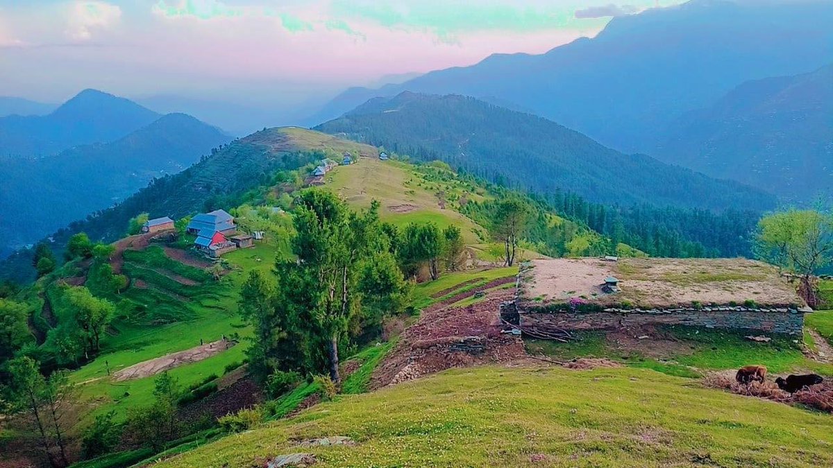 Rajeshw0043's tweet photo. I would like to thanks  PM Sh. @narendramodi Ji, MP Sh. @DrJitendraSingh Ji for sanctioning two Ropeways in District Ramban iKarcihall to Wasamarg (cost Rs.220 cr) &amp; Nashri Tunnel 2 Sanasar (cost Rs.150 cr) 
Long pending demands fullfilled today
#bjp4india #newindia #digitalindia https://t.co/oa5TVgfKqf