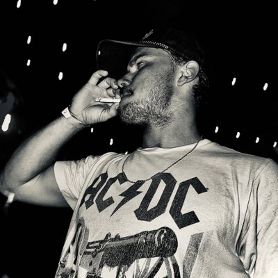 ChadAda32397028's tweet photo. #NewProfilePic https://t.co/W5u8JFhRGz