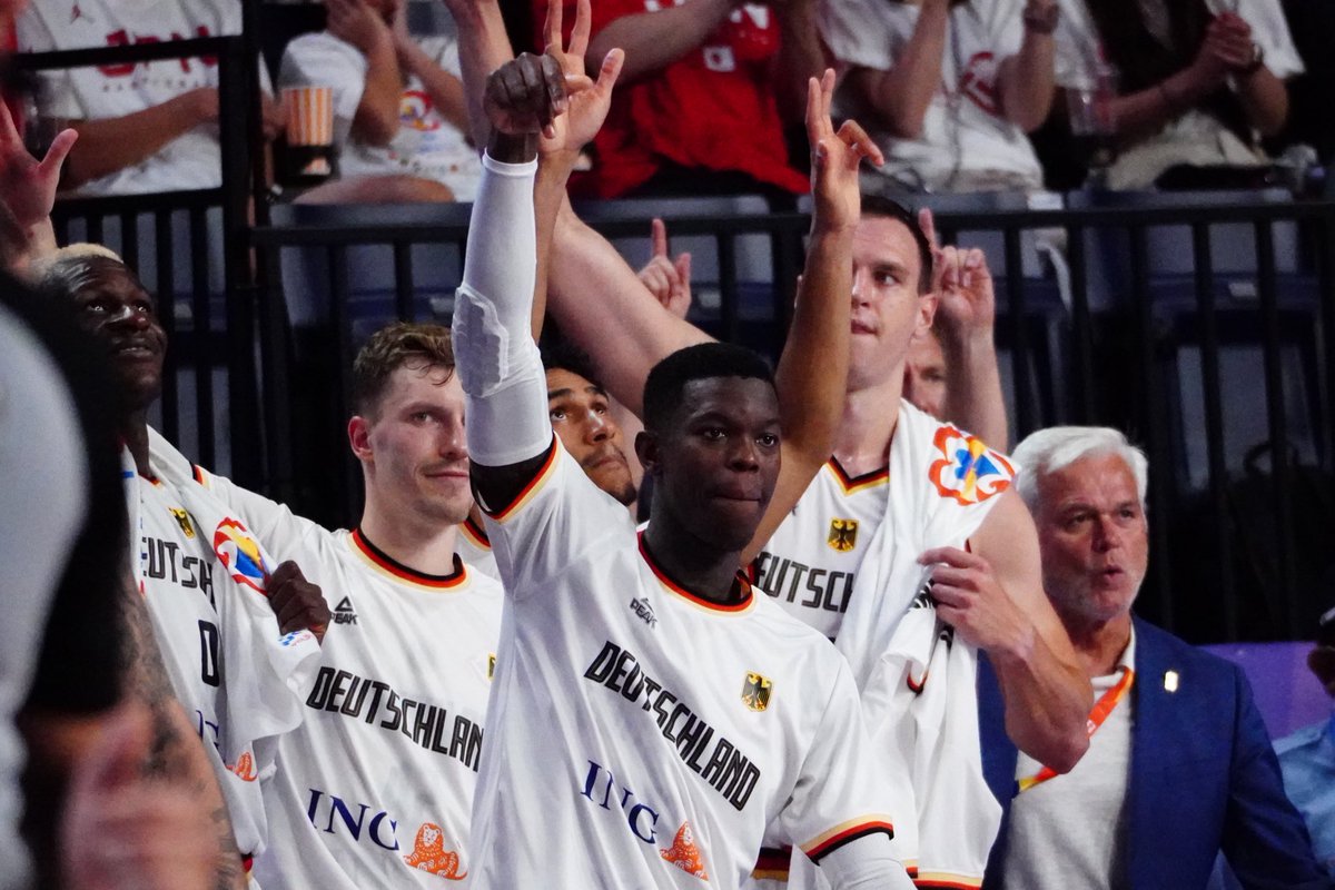 may3ko's tweet photo. FIBAワールドカップ2023が終了
日本代表が第1戦目に当たったドイツ🇩🇪無敗で優勝🏆
MVPはシュリューダーでした！
いつも冷静だったHCのバックヤードで座り込んでいる姿が印象的でした！
おめでとう御座います！

わたし個人でも刺激的で歴史的な瞬間
生涯忘れられない3ヶ月になりました
#FIBAWC2023 https://t.co/pGnBxy3z7w
