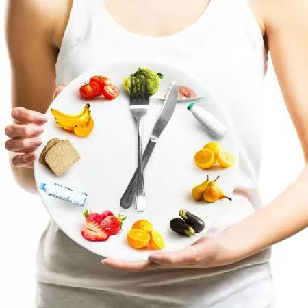 biologia_braba's tweet photo. Thread, coisas que você não deve comer se estiver de dieta + https://t.co/YacczfTYlP