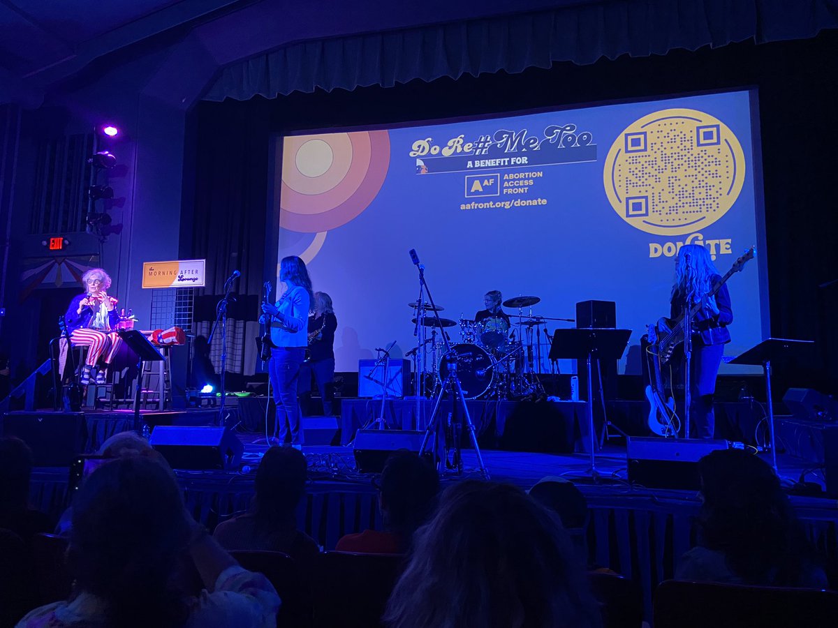 julieblaha's tweet photo. Just hanging out with @lizzwinstead, AbortionFront and amazing women in rock at #DoReMe -A Night of Sexist Songs Sung By Righteous Feminists. Support AAF here: https://t.co/Xg46JdRVs9 https://t.co/98L6UxHXrr