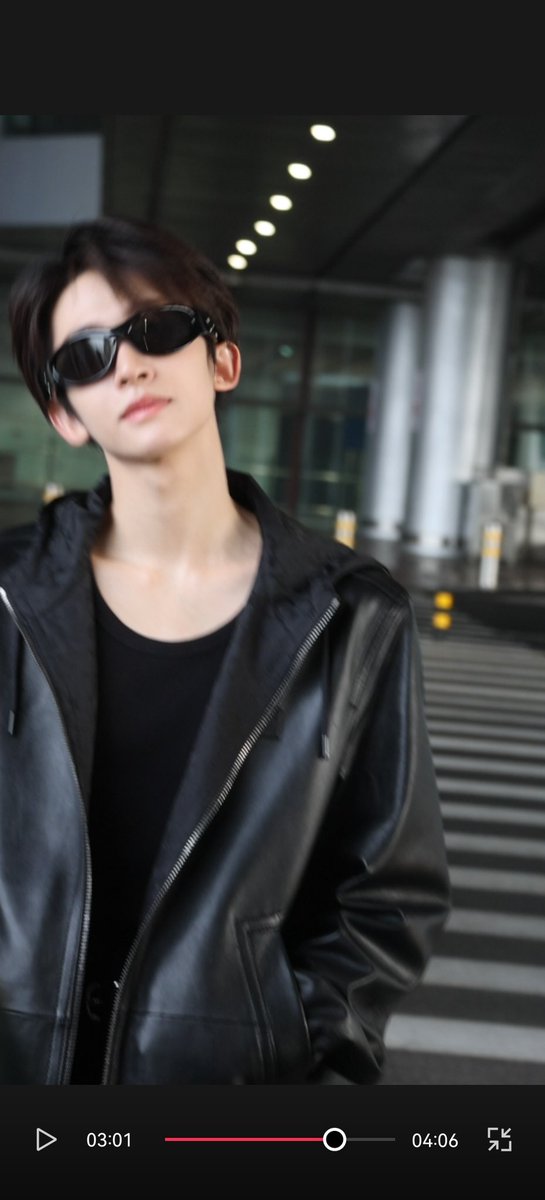 G_Charlie_Liuyu's tweet image. 20230911 Long time no see😎
Cr. 扑倒刘宇的妈粉&amp;amp;白域川

#LiuYu #刘宇 #リュウユ
#리우위 #หลิวอวี่ #LưuVũ