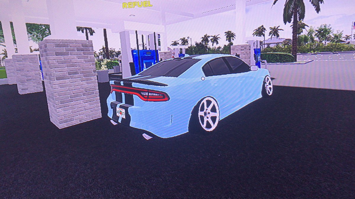KingWolfRich1's tweet photo. That’s Original HellCat SRT I Put Drift Car And Supercharged Mopar #DodgeCharger #HellcatSRT #Roblox https://t.co/TY93wwYVi6