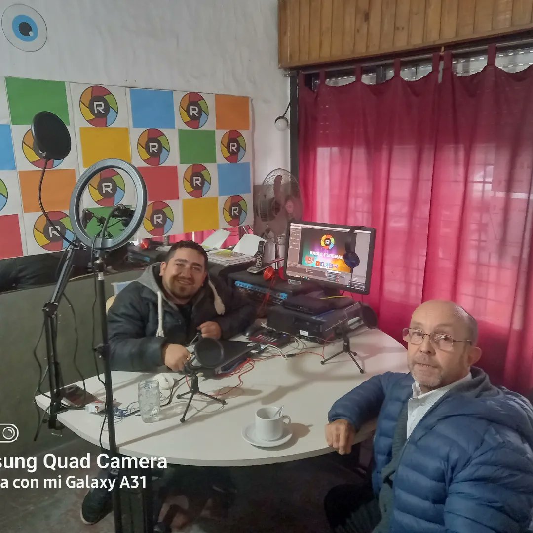 DrMarceloCana's tweet image. En la radio junto a Chapu Martinez.