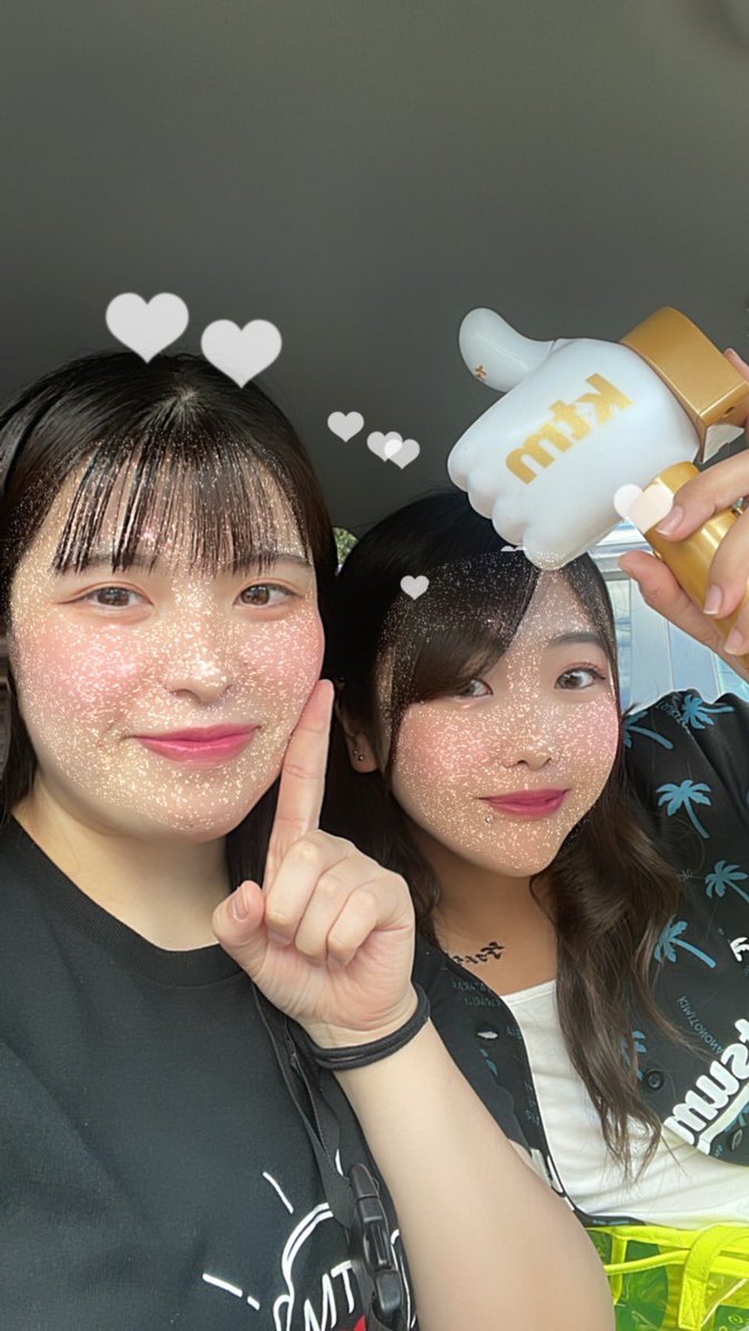 rena tweet media