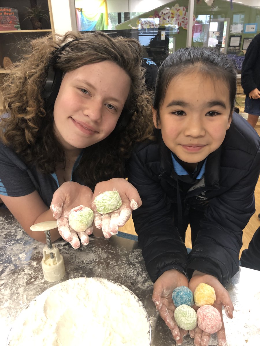 On Friday 8 September our Junior School made mooncakes to celebrate the mid-autumn festival. Also known as the moon festival, it is a significant occasion for expressing gratitude for the harvest season and is celebrated in many countries across Asia. #happymoonfestival #belong