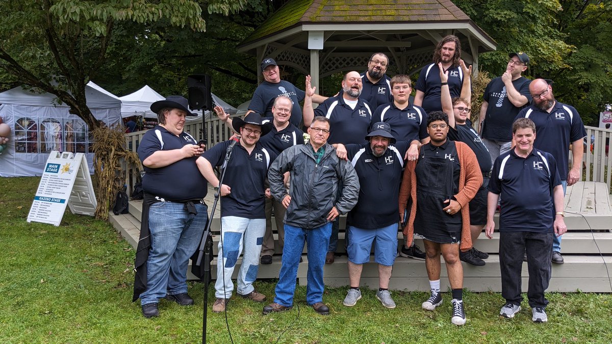 HC_Chorus's tweet photo. We had a terrific time at Beaver Lake Nature Center today during the Golden Harvest Festival! Thanks to all who came out and saw us, and we hope to see you again next year! 💈🎶🍂 https://t.co/AYYap0iNx3