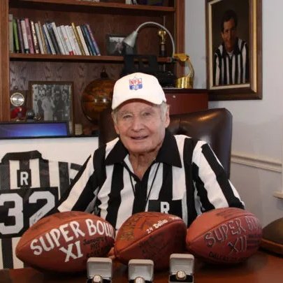 geo_ashburn's tweet photo. @Super70sSports Four way tie: Ed Hochuli (...and his guns &amp; 15 minute explanations), Mike Carey, Gene Steratore (Great College Basketball Ref too) and Jim Tunney https://t.co/zvtluDpQrW