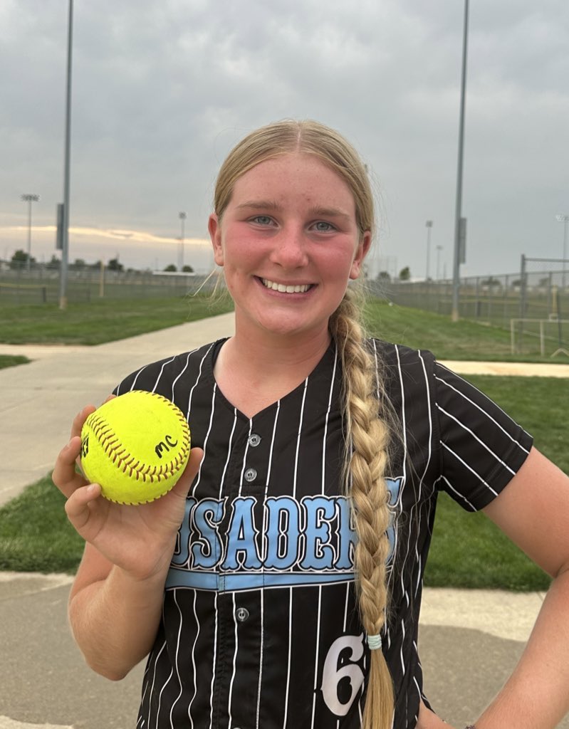 select_06's tweet photo. CS week 4:
Cs getting it done. 💣s @audreyrossow 2️⃣💣s @AbbsMusalek2025 Brooke Bohlke 
2️⃣💣s for @averyoboyle @ZobelReyse 
Abby having a 7-10 Saturday! 🔥. 
Yeah chicas!!  💪🏼 https://t.co/IAlZwSAAX5