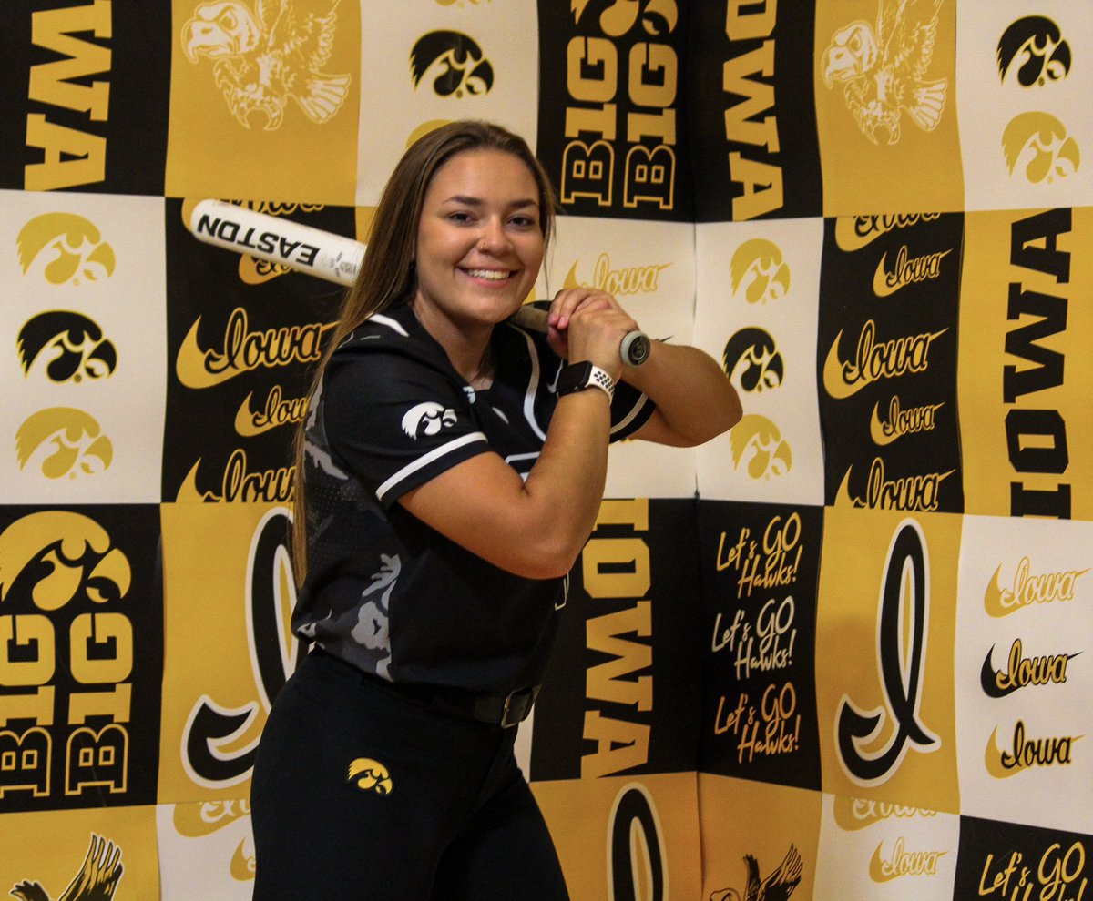 Ella Teubner tweet media