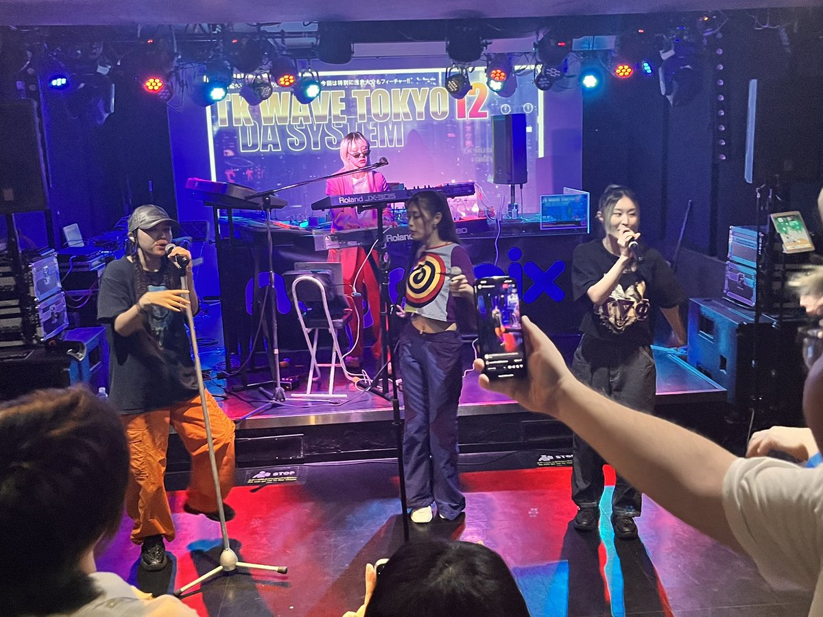 sasapiro's tweet photo. 小室哲哉さんと浅倉大介さんのファンの皆さんが集まるイベント『TK WAVE』に初参戦❣️
同じもの好きな方々との繋がりが出来て胸いっぱいのひと時でした✨

#AXSON
#RedHeels
#彩香
#HiiTFACTORY
#TKWAVE
#nagomix https://t.co/wQp4mCFvlg