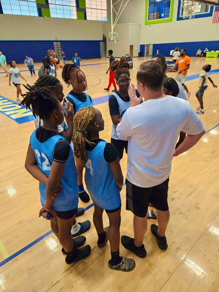 Coach Kingsbury (@coachkingsbury1) on Twitter photo Carvers Bay Lady Bears had 6 girls compete today at the <a href="/PGH_SCarolina/">Prep Girls Hoops South Carolina</a> Top 250 exposure showcase in Charleston. Each girl showed some great flashes of what the future has in store for us. Extremely proud of Alana, K’moni, Jurnee, Maya, Erykah, and Jasmyn. #BearNation #24Ours Carvers Bay Lady Bears had 6 girls compete today at the <a href="/PGH_SCarolina/">Prep Girls Hoops South Carolina</a> Top 250 exposure showcase in Charleston. Each girl showed some great flashes of what the future has in store for us. Extremely proud of Alana, K’moni, Jurnee, Maya, Erykah, and Jasmyn. #BearNation #24Ours