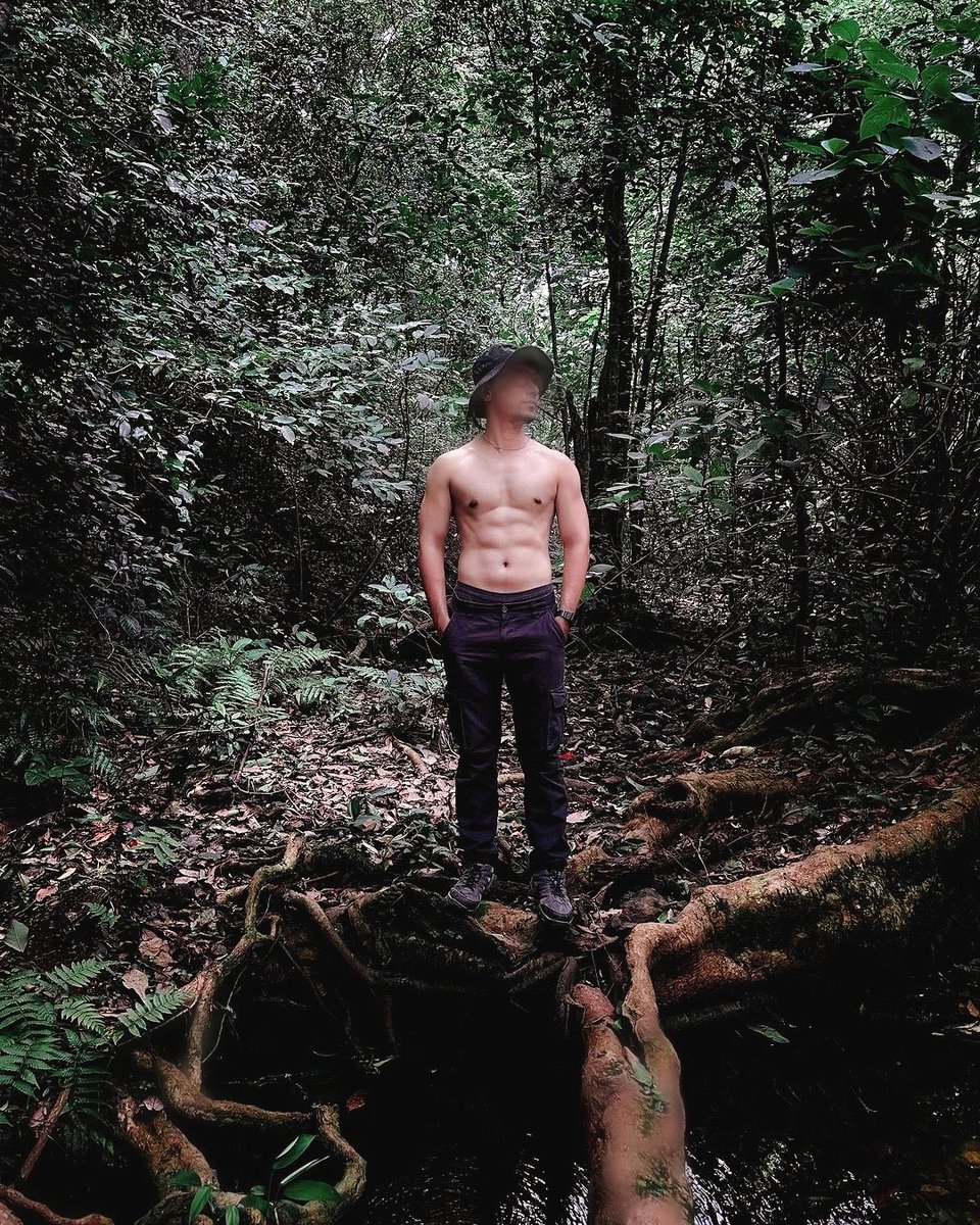 altercrush99's tweet photo. Happy Monday, ditungguin sm weekend 😌 #altercrush #asianboy #gemesforu https://t.co/LuFdbhCvtF