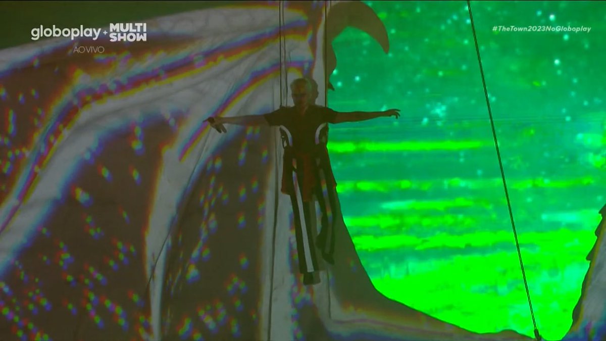 ELE LEVOU O ME LEVA A SÉRIO DEMAI