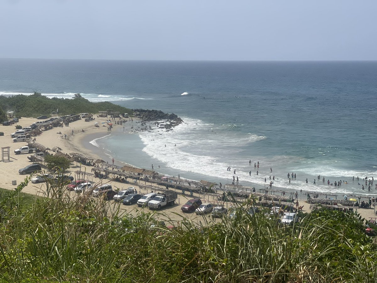 Increíbles paisajes los que nos ofrece la cinta costera del Estado la Guaira, definitivamente uno de los mejores Estados del País