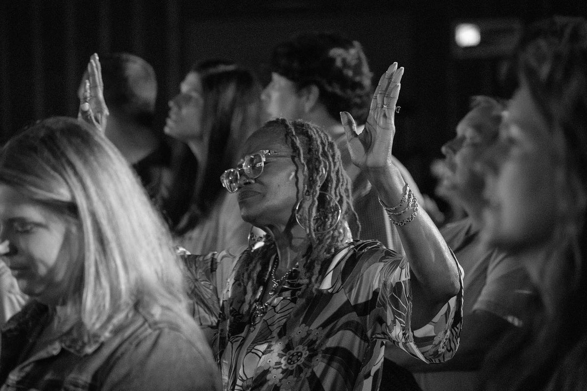 ThreeLifeChurch's tweet photo. Sundays are always better at the barn. Thanks for starting your week with us church. Let’s celebrate with each person who gave their life to Jesus today! 👏🏼🙌🏾 

swipe for some Sunday highlights ➡️

Have the best week 3L. See you @ LifePack. 🤟 https://t.co/CxL1CKsdbH