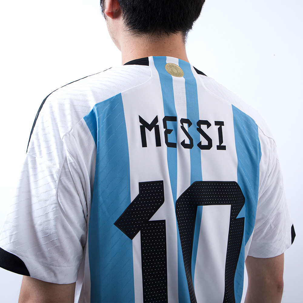 アルゼンチン代表 、#リオネル・メッシ 選手のネーム＆ナンバー付き