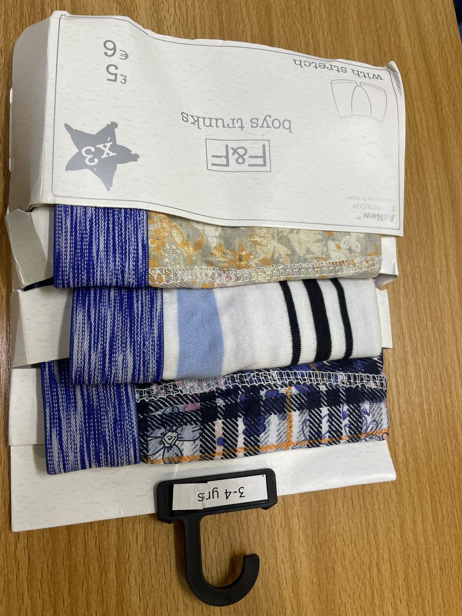 Shop your kiddies back to school supplies on #Purpleshop

Socks : 4000 for 5 pairs 

Boxer : 5k for 3 pieces

Send us a dm to shop now