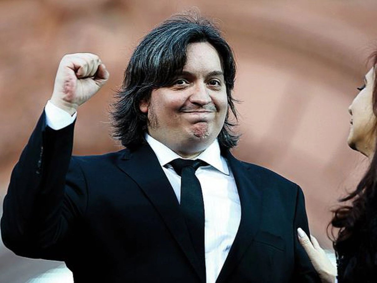 TraseroC's tweet photo. Hablo Maximo Kirschner, el gordo mas feo del mundo hijo de Cristina Kirchner
"Si mi mama estuviera en el poder estas cosas no pasarian y humanos y bujos viviran en paz. Una lastima que haya muerto en el bombardeo al pentagono luego de lo ocurrido con esteban ruquet"
No entendi. https://t.co/wHE9jkR1rs