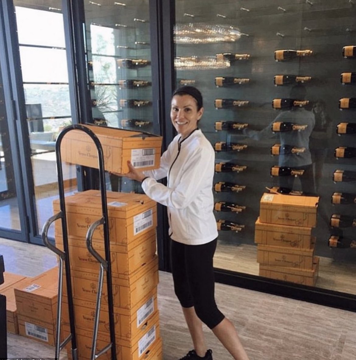 Donn Gunvalson Parody tweet media