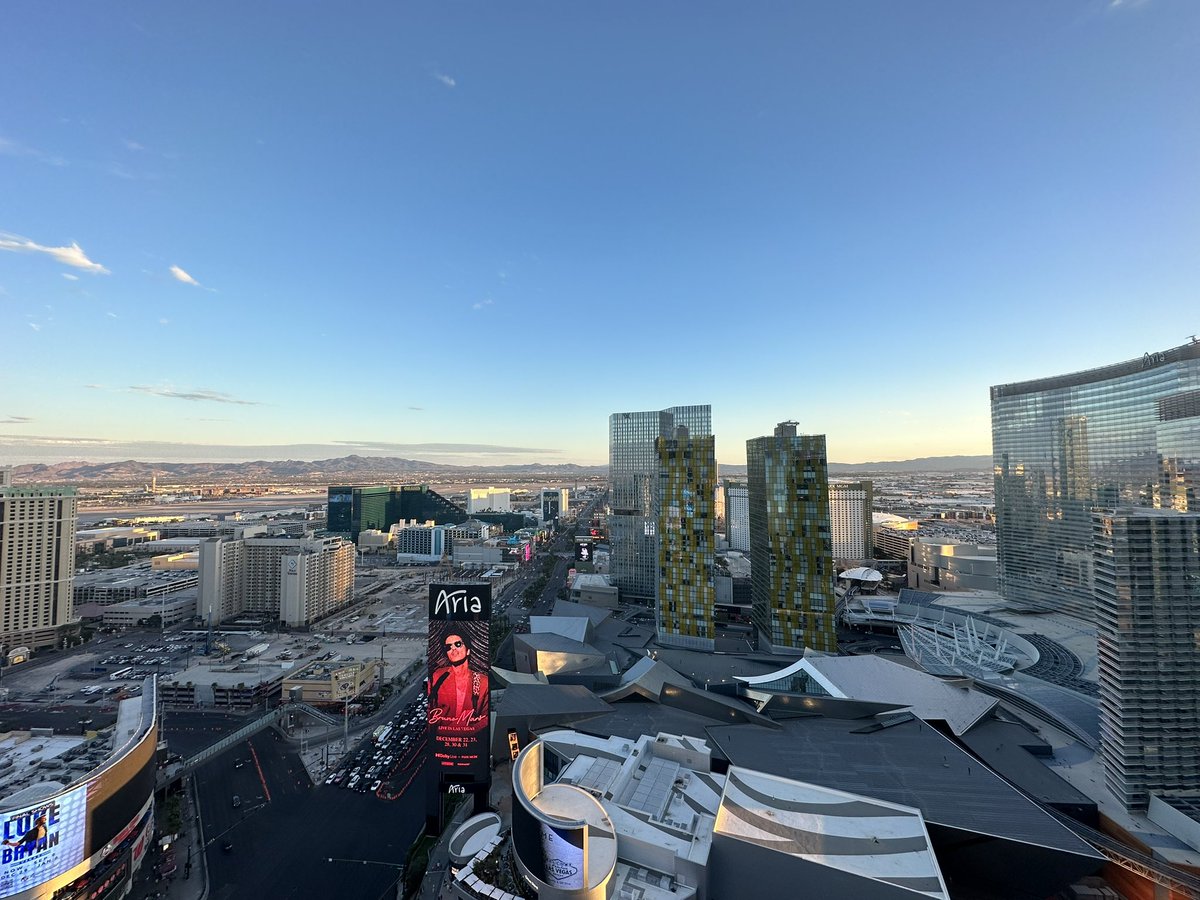 carpejake's tweet photo. Viva 🎰 https://t.co/1s020Y7cQ9