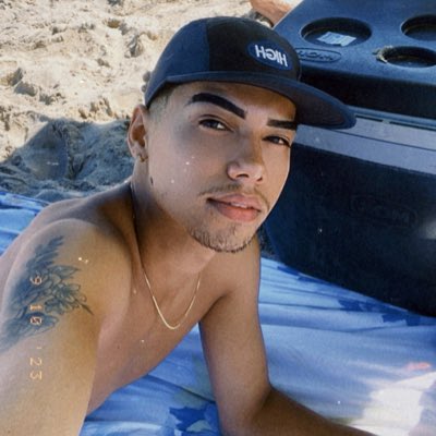 wend_oliveiraa's tweet photo. #NovaFotoDePerfil https://t.co/msbOcUOJiA