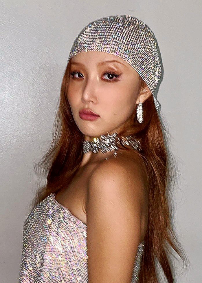 wh0reforhwasa's tweet image. she is saurrr pretty wow 💫