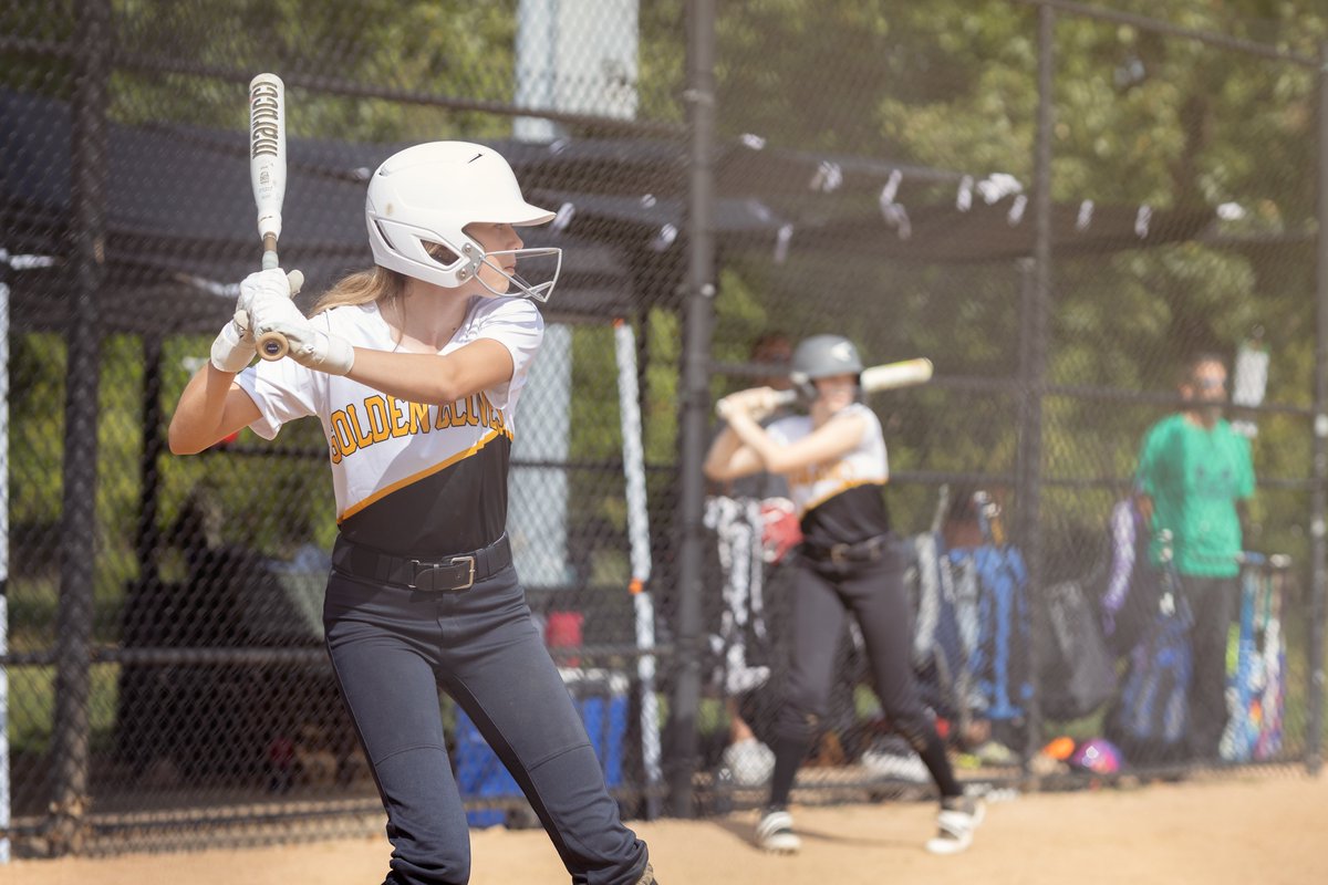 MEVance7's tweet photo. Coach asks "Hey! How many hits did you have?"
...."Every at bat, Coach. Every single one."
New team, new confidence. Kid went 4 for 4 today, including 2 doubles, had a double play at first, and slid into home scooting under the tag for a score at home. 
@LadyCardsSball https://t.co/v5oS4dPgMK