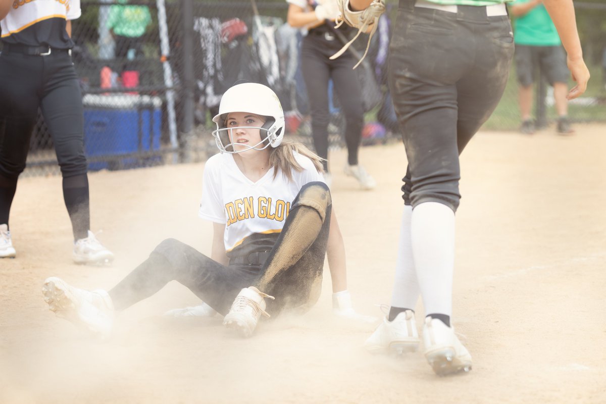 MEVance7's tweet photo. Coach asks "Hey! How many hits did you have?"
...."Every at bat, Coach. Every single one."
New team, new confidence. Kid went 4 for 4 today, including 2 doubles, had a double play at first, and slid into home scooting under the tag for a score at home. 
@LadyCardsSball https://t.co/v5oS4dPgMK