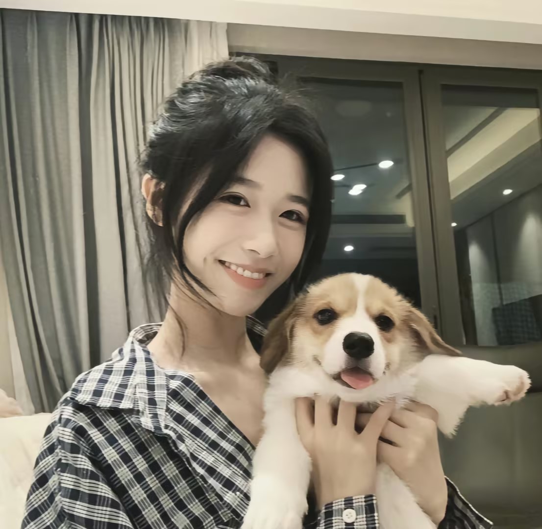 Frank12400's tweet photo. 小不点又上镜喽 https://t.co/pb35wom7go