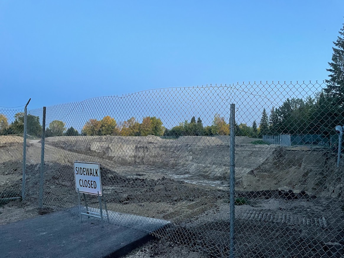 What exactly is going on with the Michener grounds reclamation project?
@CityofRedDeer <a href="/YourAlberta/">Alberta Government</a> <a href="/RedDeerAdvocate/">Red Deer Advocate</a> <a href="/rdnewsNOW/">rdnewsNOW</a> <a href="/todayville/">Todayville Red Deer</a> #reddeer