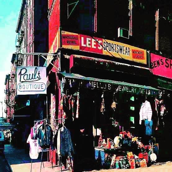 thepassengerma's tweet photo. La intersección de las calles Ludlow y Rivington en el distrito de Manhattan de la ciudad de Nueva York llevará el nombre de ��Beastie Boys Square”. La esquina es la portada del segundo álbum de la banda “Paul’s Boutique”, publicado en 1989 🗽 #iamthepassenger https://t.co/CRPrAloXmQ