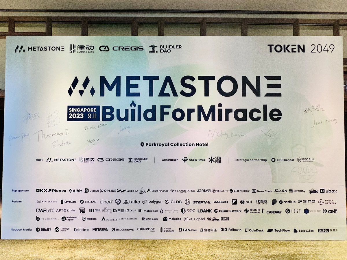 webseaofficial's tweet photo. #Token2049Singapore #BuildforMiracle 

#Websea in the house😉😎 https://t.co/6Ym8WDa775