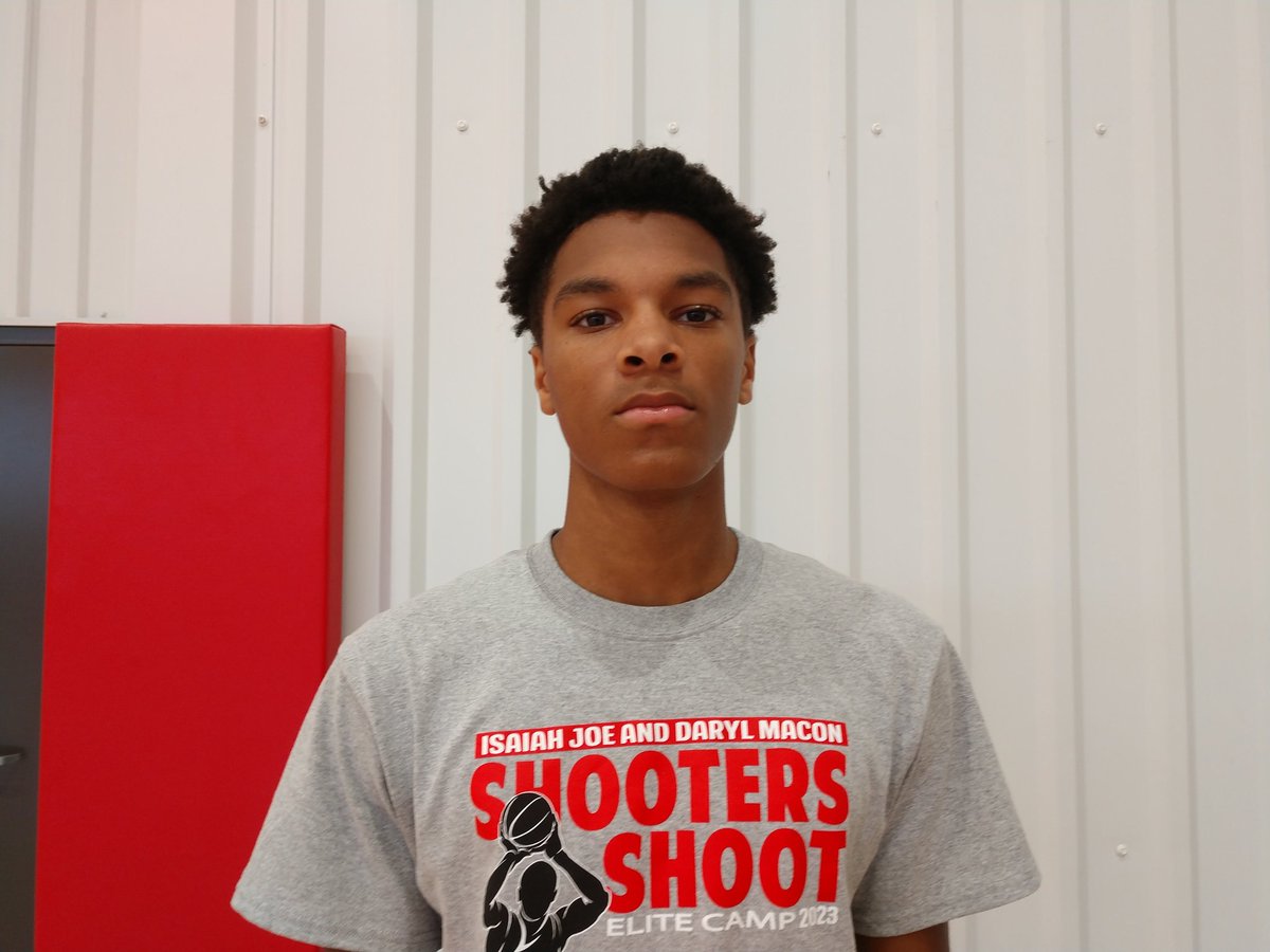 ARHoopScoop's tweet photo. Source: Coaches from Missouri &amp; Abilene Christian will be at Maumelle on Mon to look in on multiple D1 prospects: '26s Jacob Lanier @IamJacob2026 &amp; Jordan Harris @JordanHarris11_ &amp; '25 Markalon Rochell @PullupBoe11 ...
Arkansas &amp; Ole Miss have indicated they'll stop by soon https://t.co/SpY3Kk1MWC