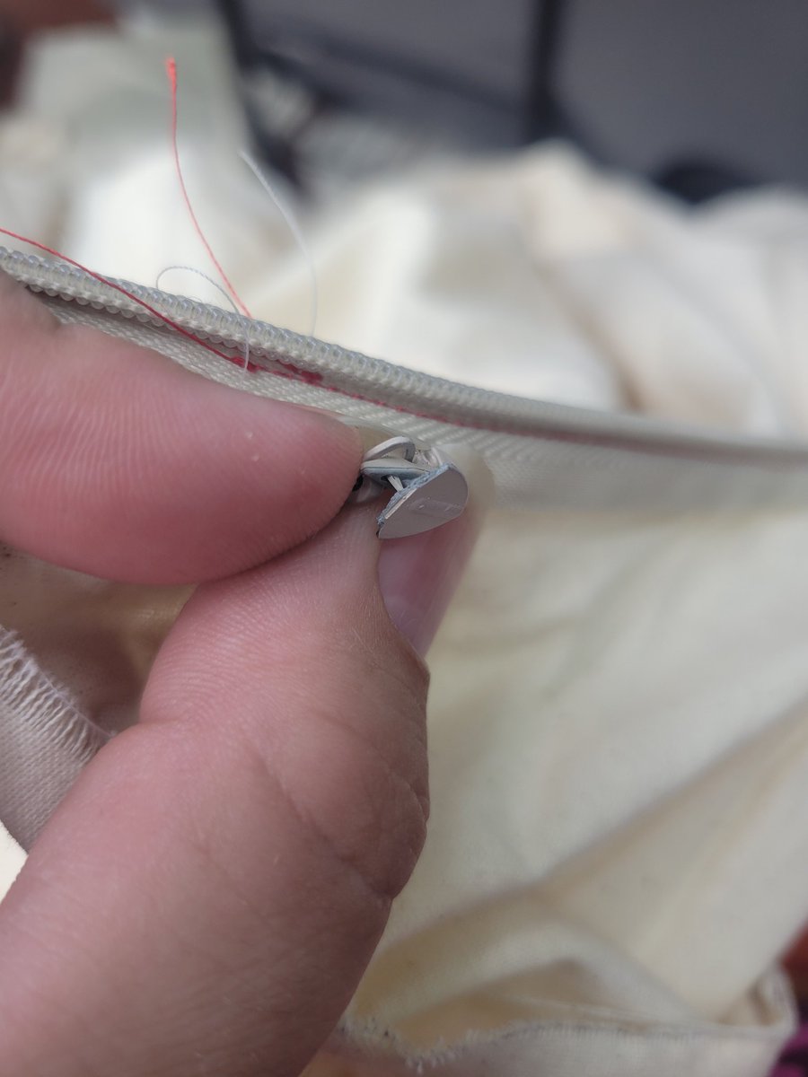 cliotha's tweet photo. i have broken 4 zippers trying to make lina's bodysuit and pants and it feels worse every time i do it lmao

i'm probably gonna scrap the bodysuit at this point and just wear normal shapewear that doesn't redistribute my fat in any particular way and deal with that debuff instead https://t.co/e25P9cC1Lc