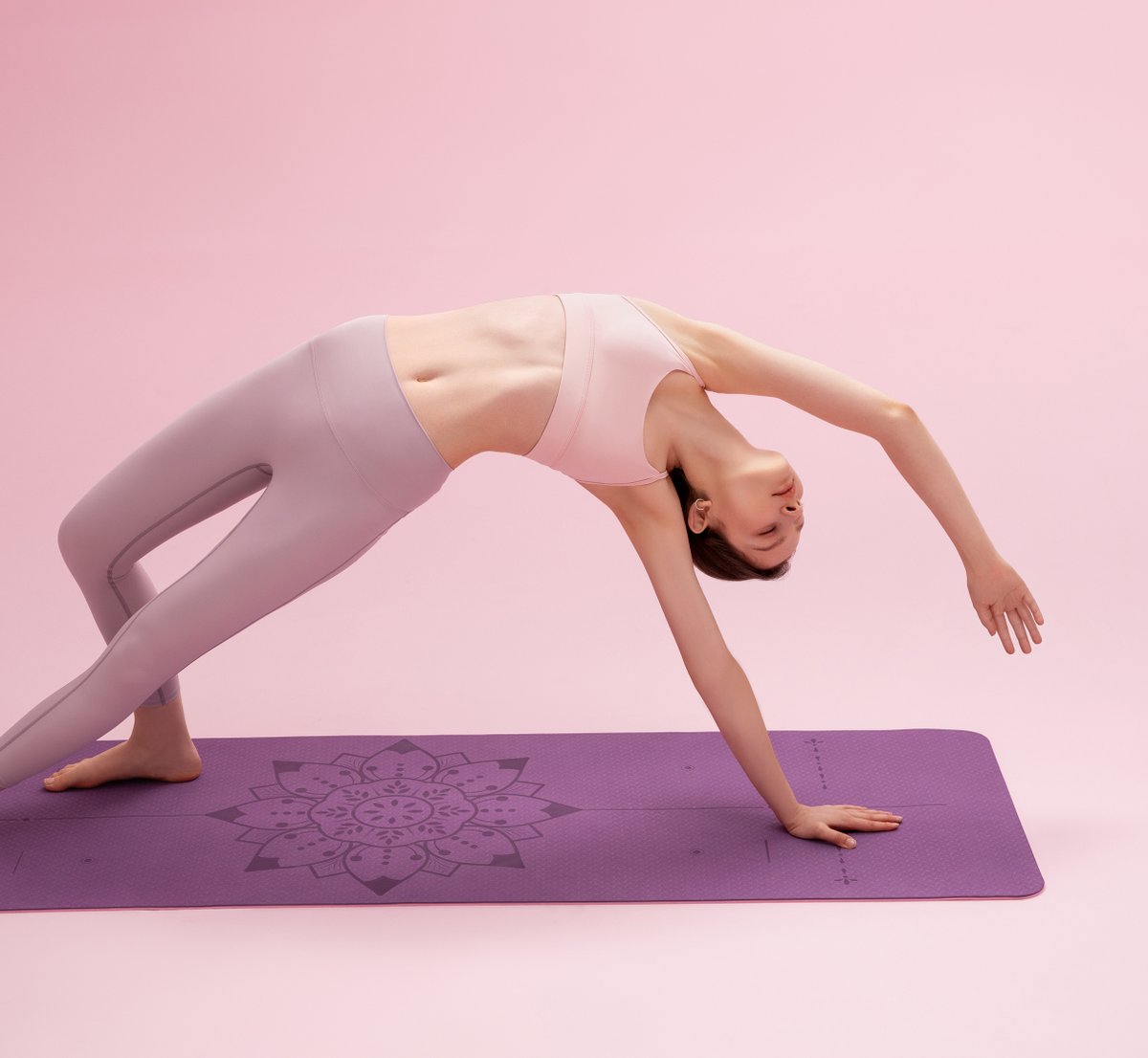 Umicca_co's tweet photo. Find your balance on our top-quality yoga mats. Perfect for every asana. ✨ #FindYourZen #YogaEssentials https://t.co/hDD9ycpAai