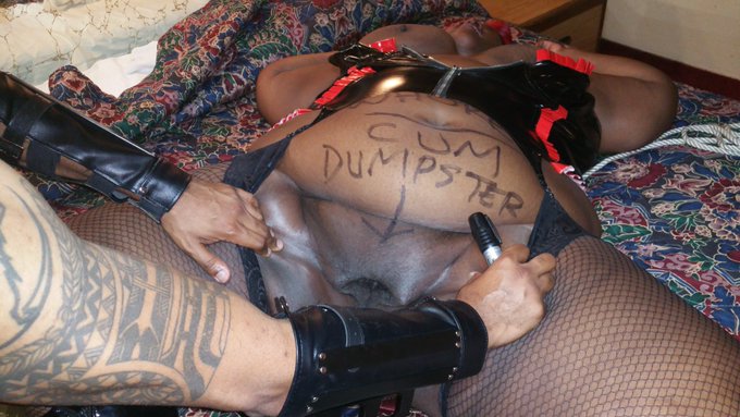Is it werid that I like to be wrote on? The nastier the better! https://t.co/WEoT8WNIOB<a href="/tag/cumslut"class="tags"><span>#cumslut</span></a>