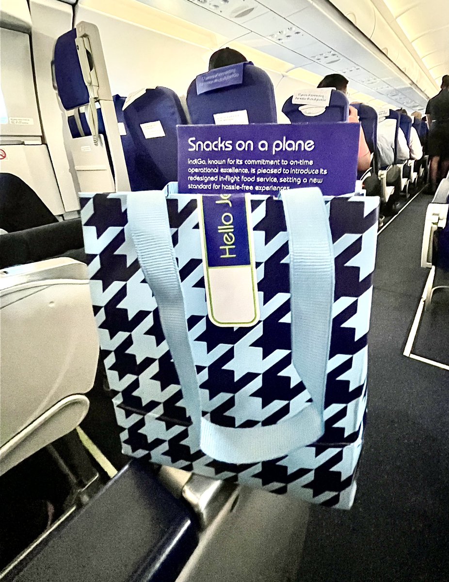 janam_parikh's tweet photo. #MondayBlues I like! Thatโs a cool concept of #SnacksOnAPlane by @IndiGo6E. Fresh cabin, smiling crew, butter landing and a perfect before time landing. โ๏ธ๐๐
#Avgeek #Aviation #PlaneSpotting #IndiaByIndiGo https://t.co/xtj9c9o72y