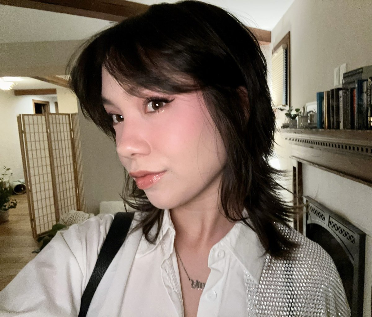 QuarterJade's tweet photo. short hair!!! https://t.co/9mFoYTyYkS