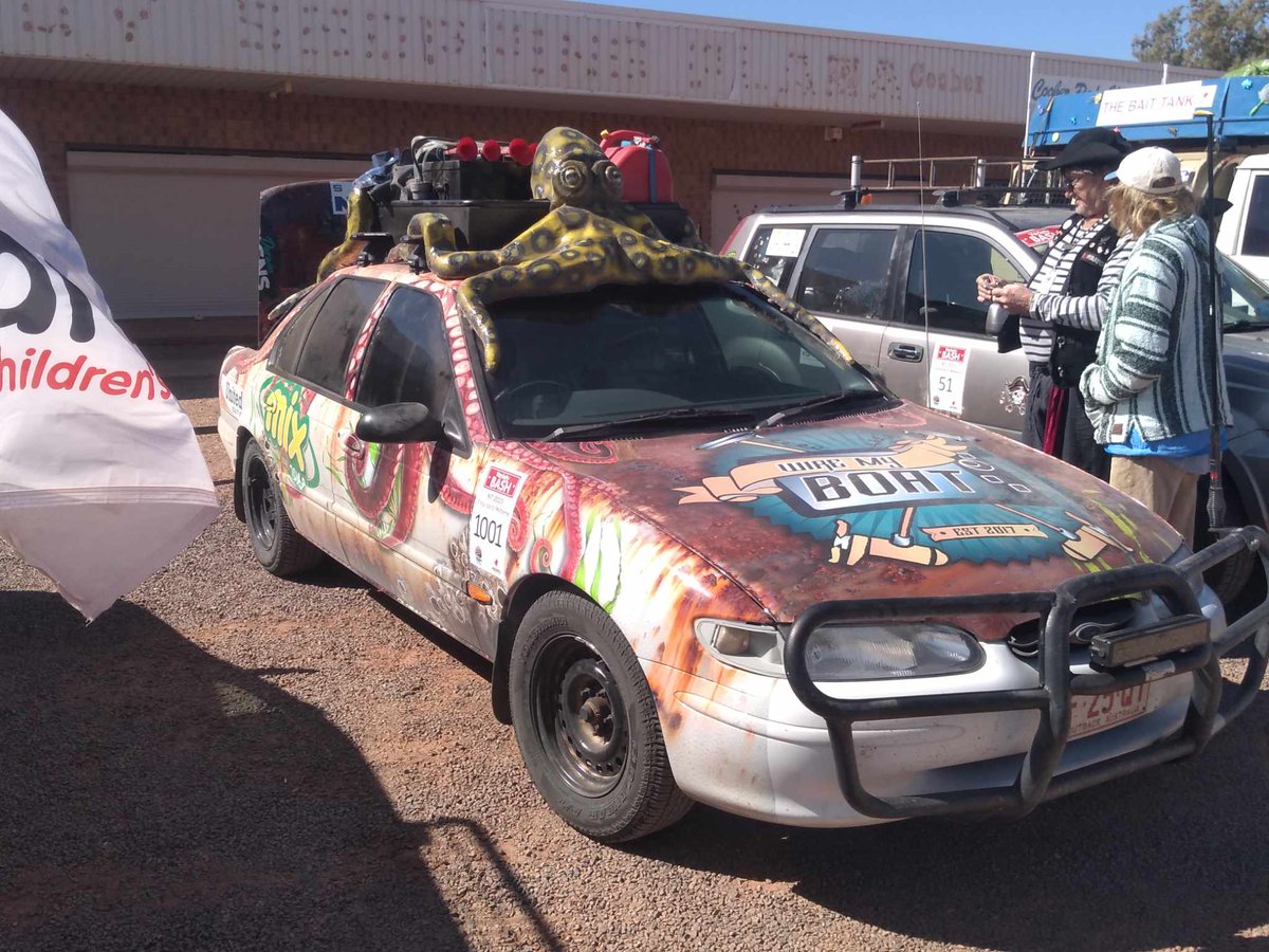 CapitalOpal's tweet photo. Adding to the Variety Bash excitement in Coober Pedy! 🚙 Check out these awesome cars from the event, each one with its unique flair and a heart full of charity. What a fantastic day it was! 🌈🚗 #VarietyBash #CooberPedy #CarParade https://t.co/9TggPJTFO6
