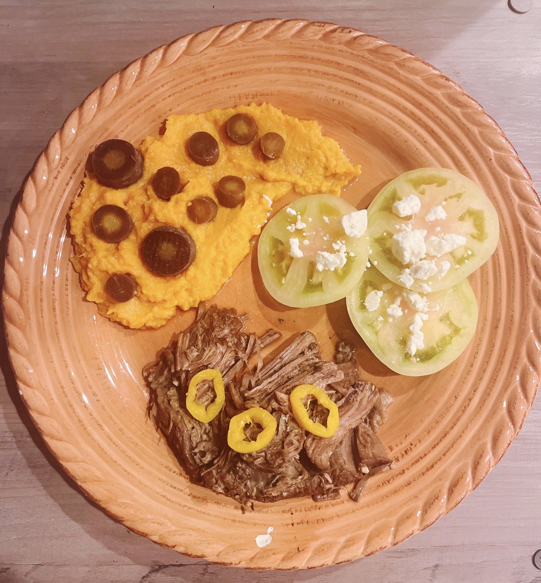 stangewear's tweet image. Sunday Dinner &amp;amp; thoughts: The best gift we can give to God is submission of our free agency to His will. Menu: Bay &amp;amp; Thyme infused roast, farmers market sweet potato mash with cooked purple carrots &amp;amp; green tomatoes with feta. God Bless &amp;amp; much love ❤️#foodie #epicurean #paleo