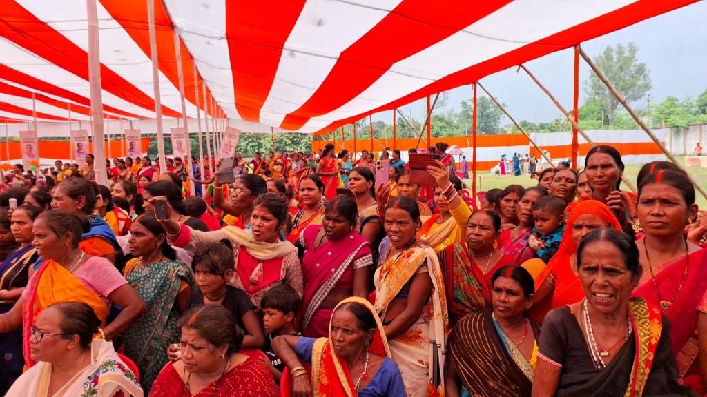 रामगढ़ पहुंची बाबूलाल की संकल्प यात्रा, वसूली पार्टियों को उखाड़ फेंकने का आह्वान-Babulal's Sankalp Yatra reaches Ramgarh, calls for uprooting extortion parties