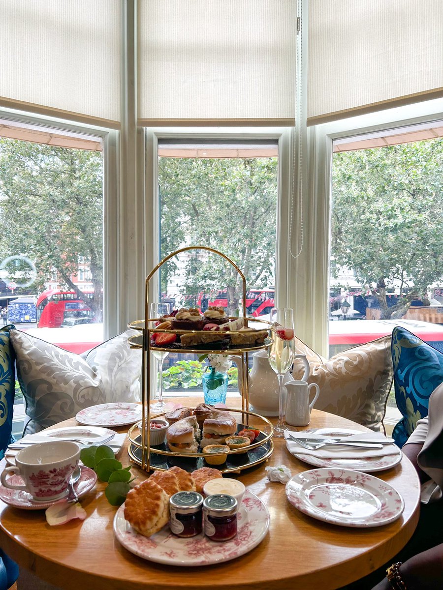 Indulge in the tradition of afternoon tea and treat yourself to a moment of sophistication and taste. Whether you're seeking a quiet escape or a delightful social gathering, our afternoon tea experience promises to be a highlight of refined relaxation. 🍰☕