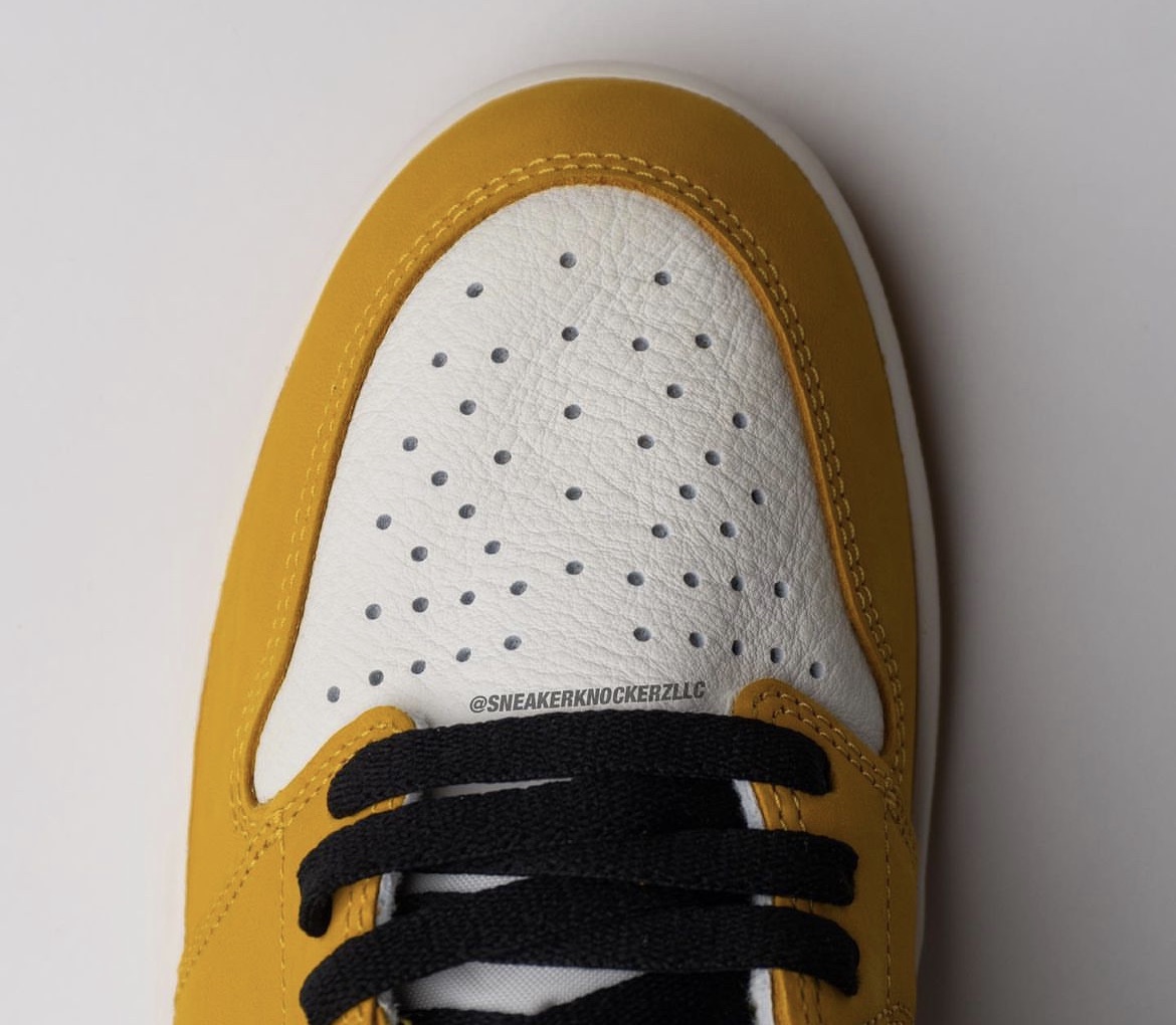 📅【 2024年1月27日発売予定 】📅
“NIKE AIR JORDAN 1 RETRO HIGH OG YELLOW OCHRE (DZ5485-701)”

📷実物を捉えた写真を入手‼️
🔗sneakers-taro.com/entry/airjorda…

#スニーカー抽選