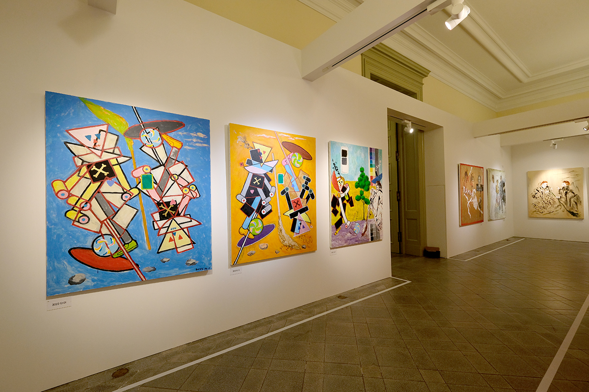 TNM_PR's tweet photo. 本日「横尾忠則 #寒山百得」展が開幕しました。現代美術家 #横尾忠則 の「#寒山拾得」シリーズの新作を初公開しています。
*表慶館、12/3まで
https://t.co/zMuSc5b9me

特集「#東京国立博物館 の寒山拾得図―伝説の風狂僧への憧れ―」もあわせてご覧ください。
*本館特別1室、11/5まで。展示替えあり https://t.co/vYkI5Umg0y