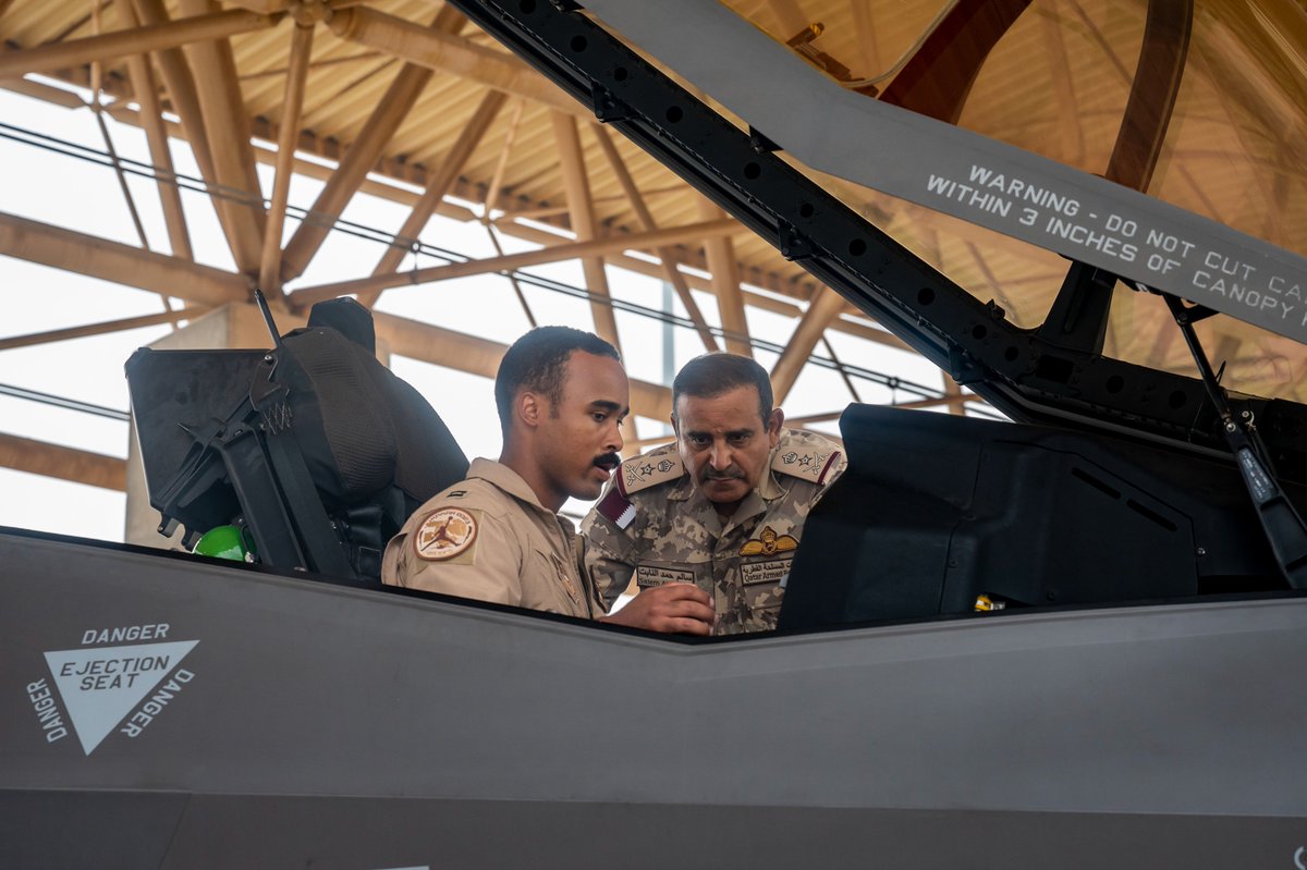 USAFCENT's tweet image. AFCENT commander Lt Gen Grynkewich met with Qatar Emiri Air Force leadership to discuss the F-35 mission in the AOR

Staging the aircraft here demonstrates US commitment to peace &amp;amp; security in the region, and defeating ISIS in Syria

@CENTCOM @388fw 
#Prevail #PartnerForStrength