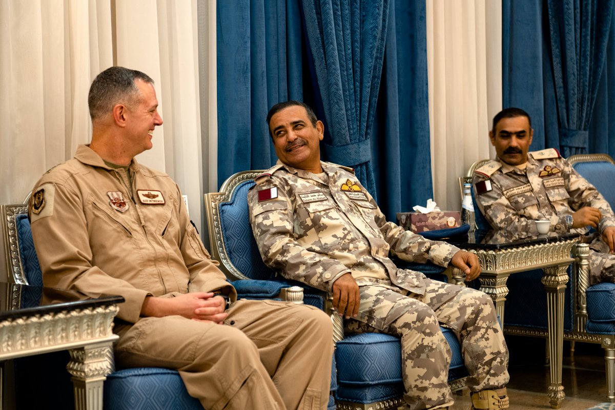 USAFCENT's tweet image. AFCENT commander Lt Gen Grynkewich met with Qatar Emiri Air Force leadership to discuss the F-35 mission in the AOR

Staging the aircraft here demonstrates US commitment to peace &amp;amp; security in the region, and defeating ISIS in Syria

@CENTCOM @388fw 
#Prevail #PartnerForStrength