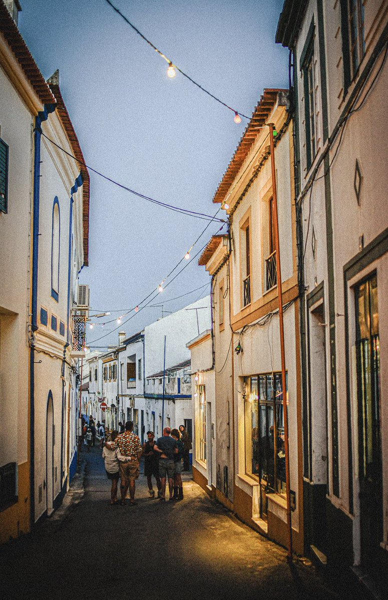 JoinEurope's tweet photo. The Portuguese team organised this summer "Montras: SãoLuís Community Arts and Crafts Festival" with an incredible programme with exhibitions, performances and concerts in the squares. 
#JOINProject #ErasmusPlus #Makethechange #YouthEmpowerment https://t.co/NoN69uFlLi