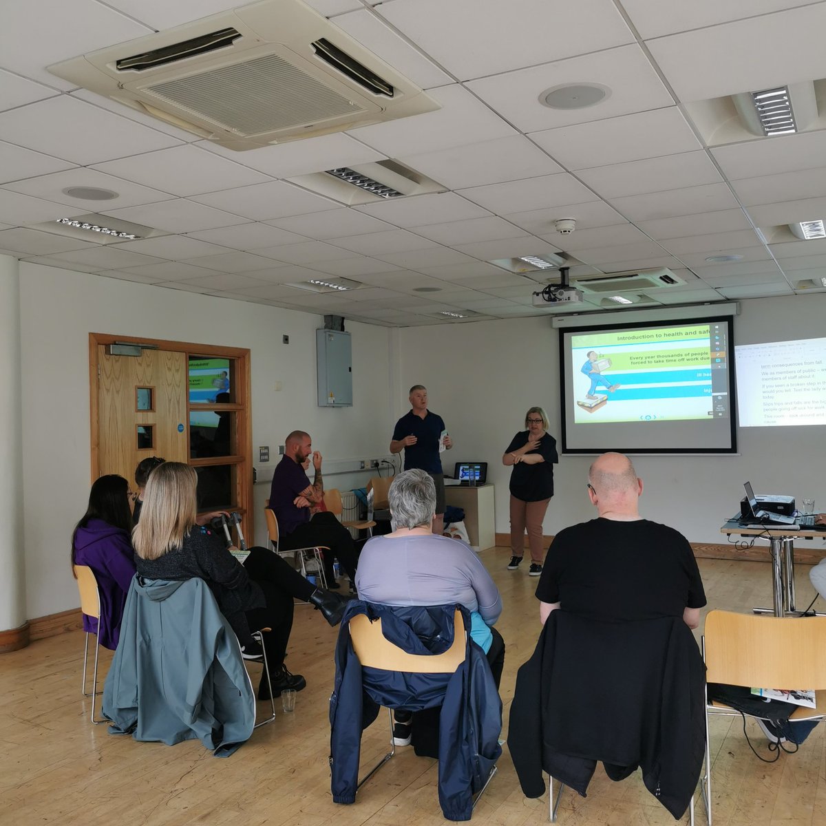 Adapt_NI's tweet photo. Today we complete our final #accredited training on our #NIAdapt project with thanks to @TNLComFundNI
#accessible #bsl #interpreter #electronicnotetaker
#healthandsafety https://t.co/KtMrgbuO2w